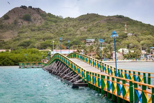 Lovers bridge connecting Santa Catalina and Providencia,