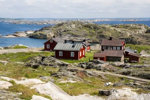 Sweedish Fishing Village - ultimate sweeden travel guide