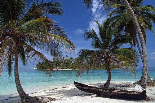 tropical white sand beach - costa rica travel guide