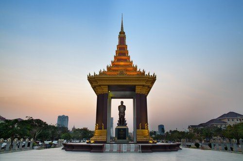 Statue of King Norodom Sihanouk, Phnom Penh, Travel Attractions