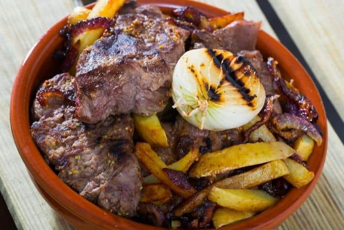 National Norwegian Dish - Seamans Beef Baked with Pieces of Potatoes - Norwegian Recipes