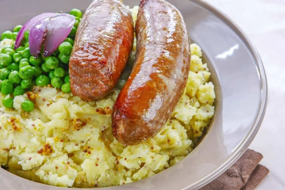 Bangers and Mash - Traditional England Foods