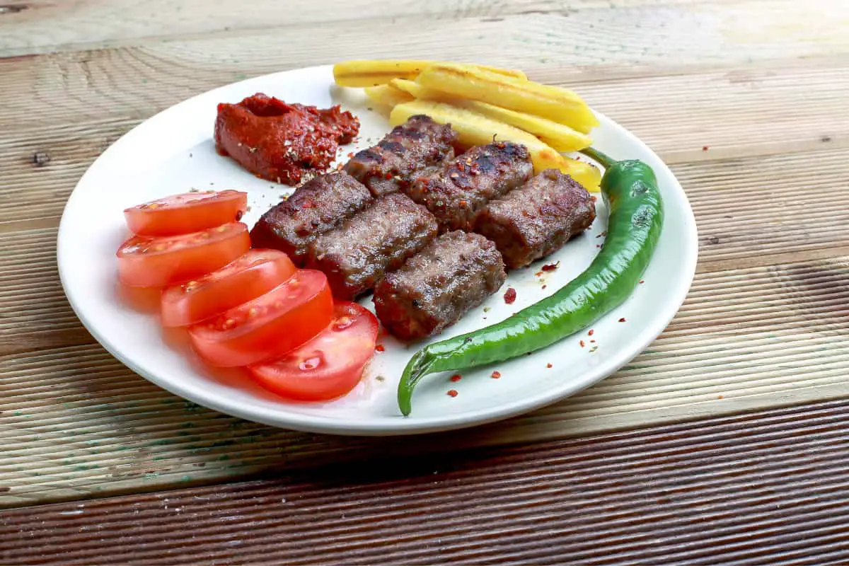 1. Turkish Recipes - Homemade Turkish Meatballs Kofte Recipe (1)