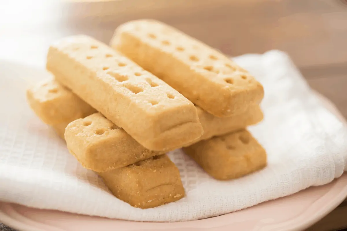 13.Traditional Scottish Shortbread - Scottish Food