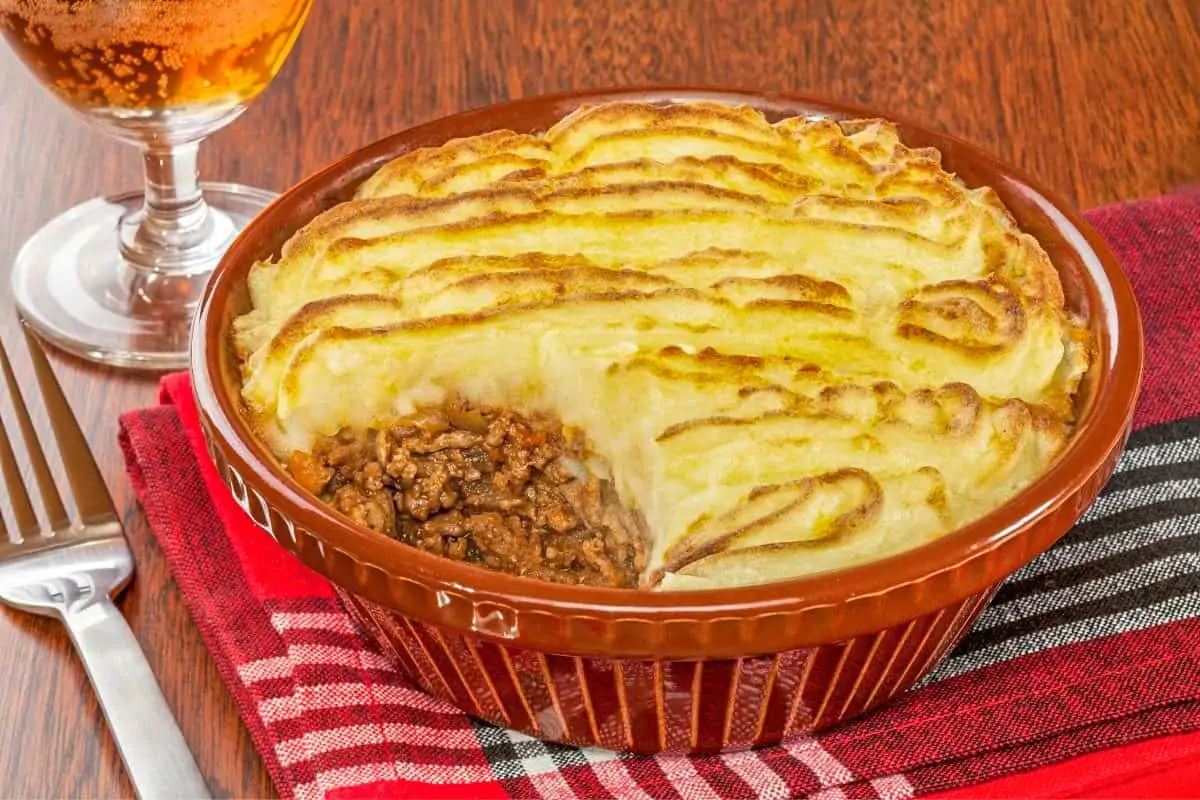 Shepherd's Pie - Traditional England Foods