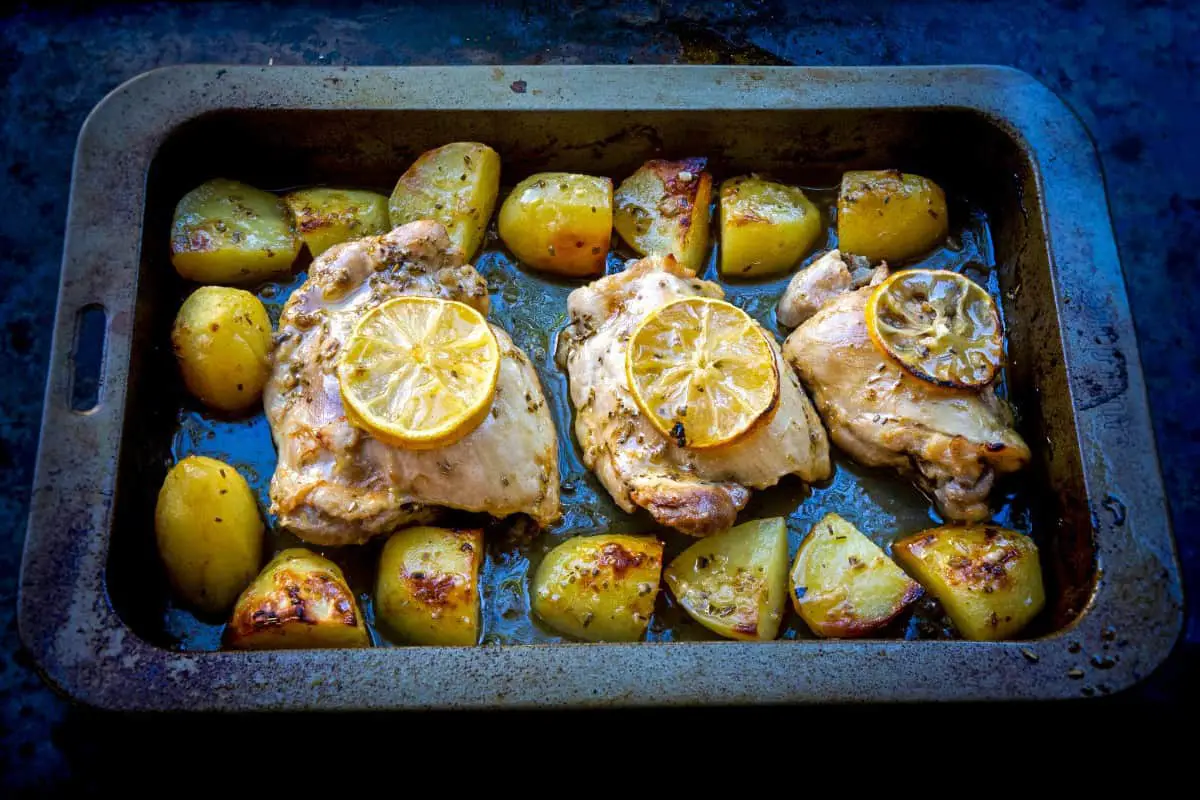Greek Lemon Chicken and Potatoes - Greek Dishes