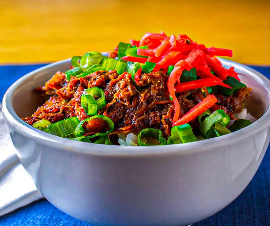 24. Vietnamese Beef and Crispy Rice Bowl - Vietnamese Food Recipes