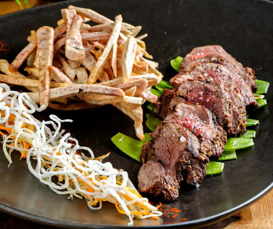 4. Vietnamese Lemongrass Beef and Noodle Salad - Vietnamese Food Recipes