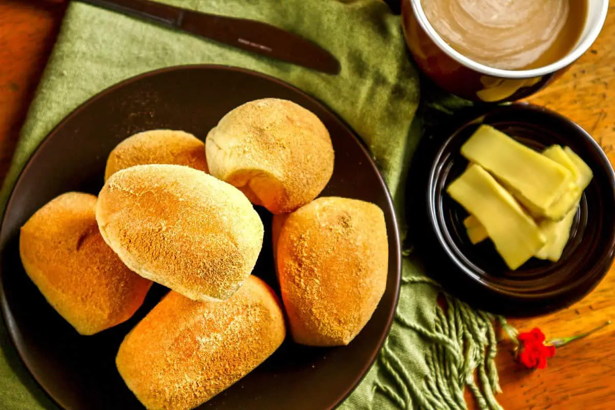 Pan De Sal - Filipino Bread Rolls - Filipino Dishes