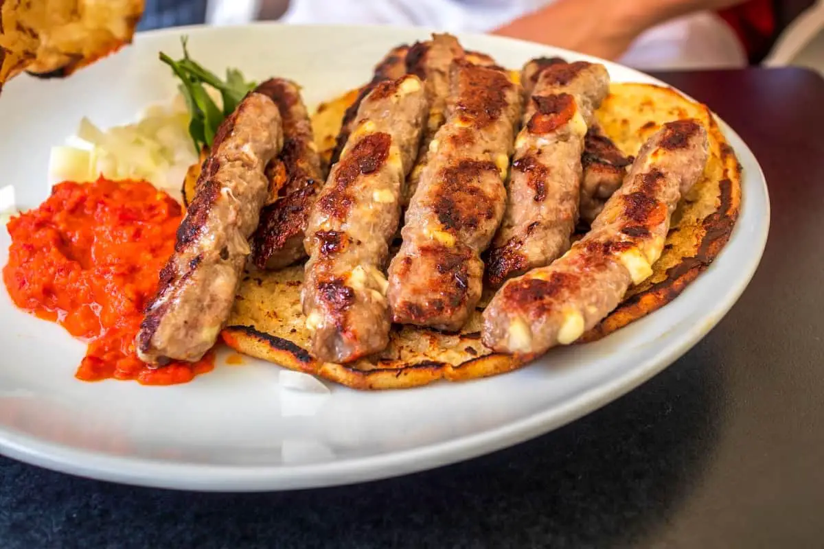 Ćevapi - Bosnian Food