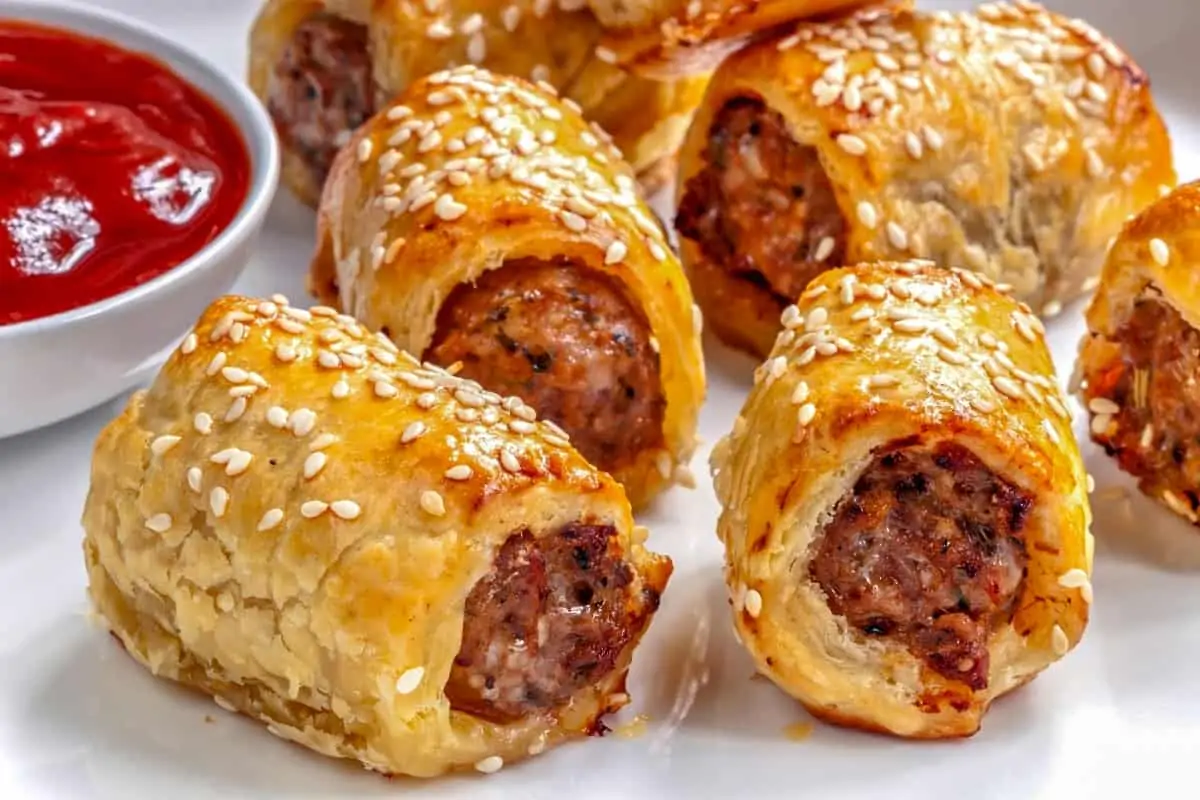 Chistorra Sausage Rolls with Lemon Aioli - Spanish Popular Food