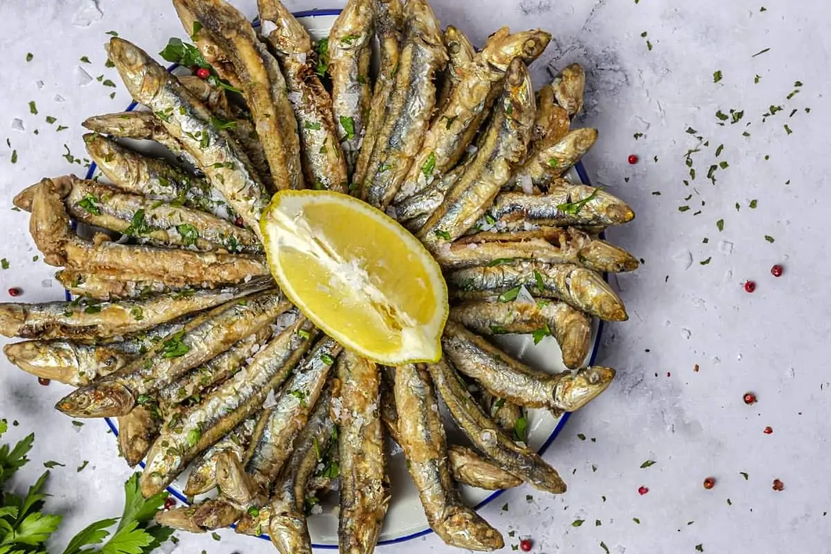 Boquerones al Limon (Anchovies with Lemon) - Famous Spanish Food