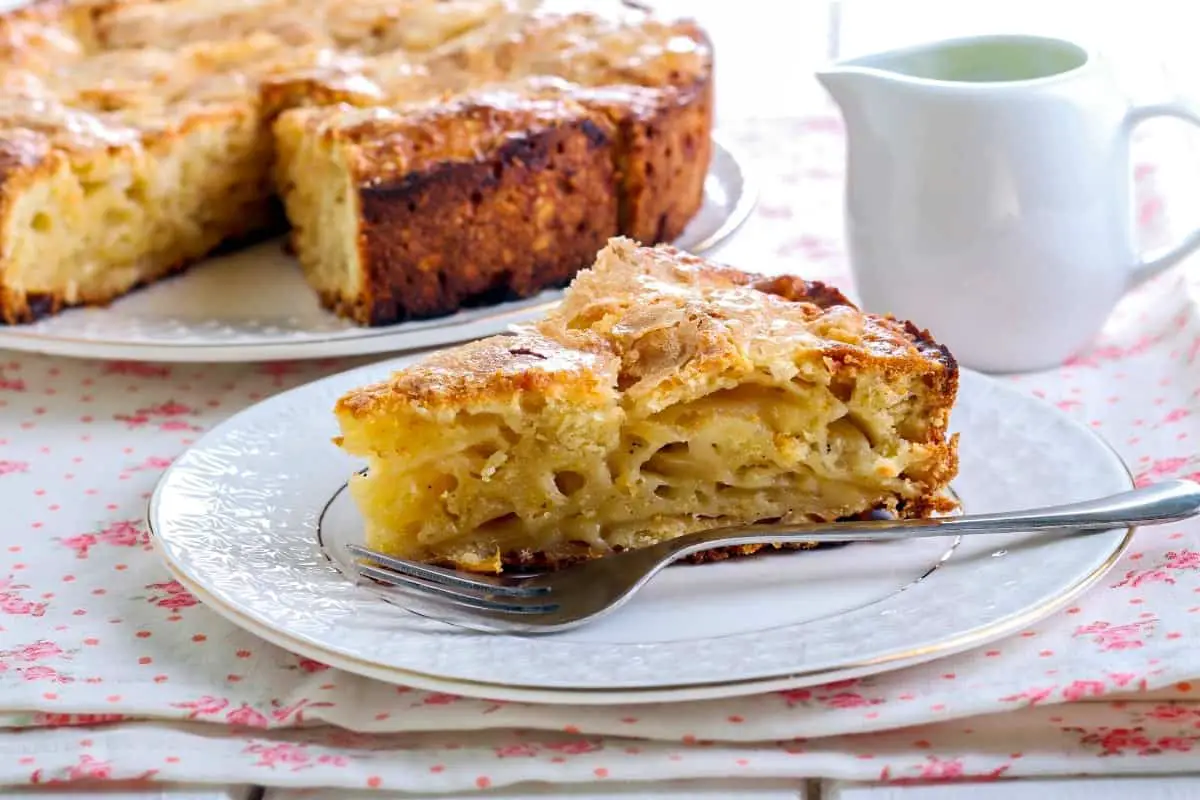 Authentic Irish Apple Cake - Traditional Irish Food