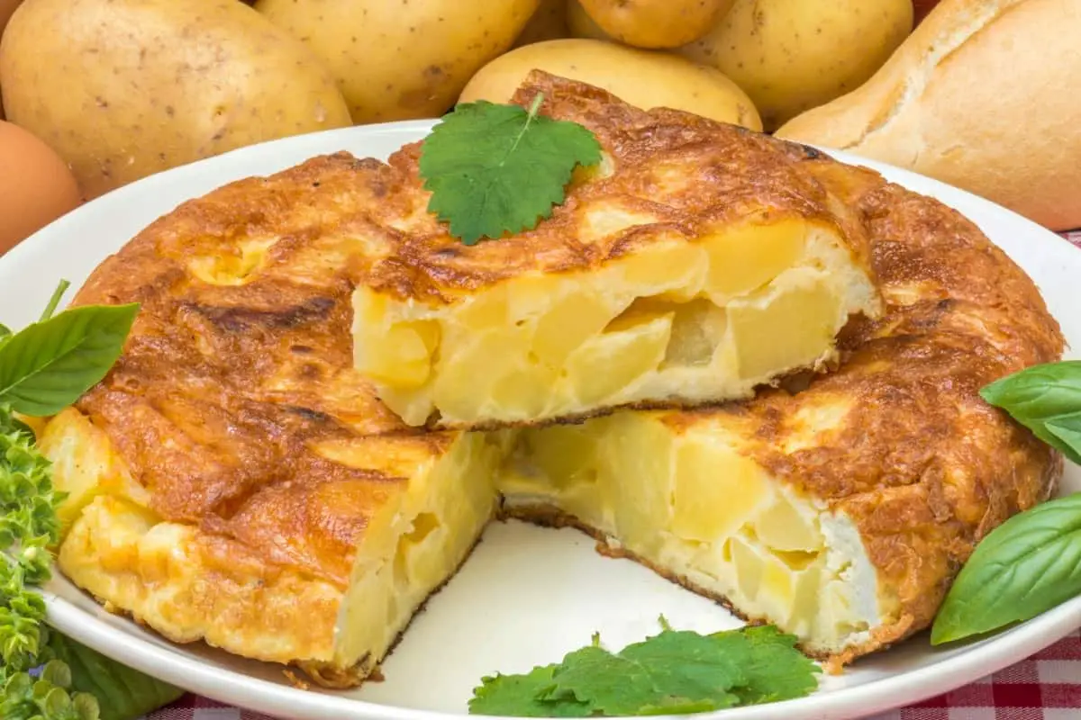 Tortilla Española (Spanish Egg and Potato Omelette) - Spanish Dishes