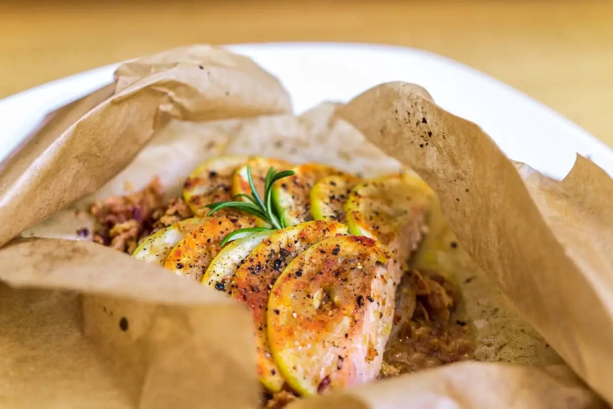 Salmon en papillote - Parisian Foods