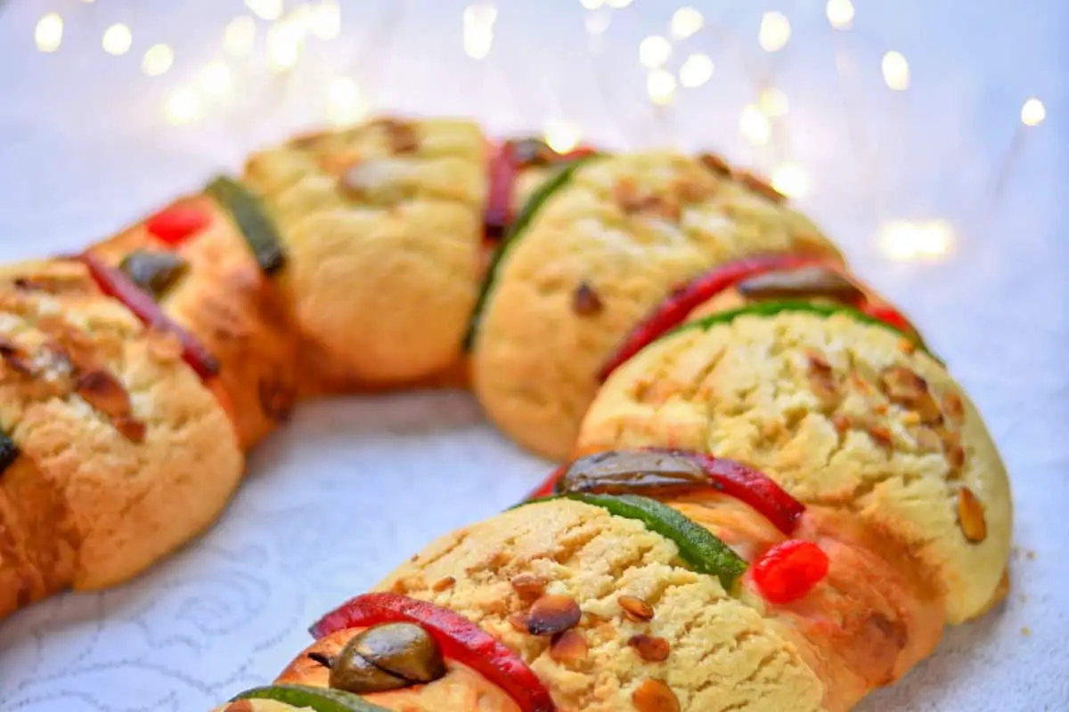 Rosca de Reyes - Mexican Cuisine