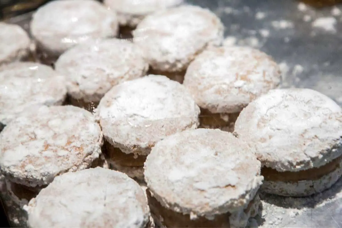 Chilean Alfajores - Chilean Cuisine