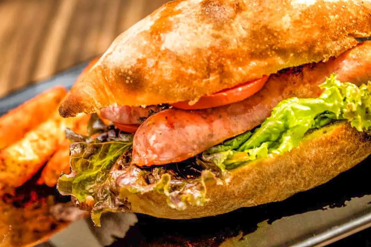 Choripan - Chilean Cuisine