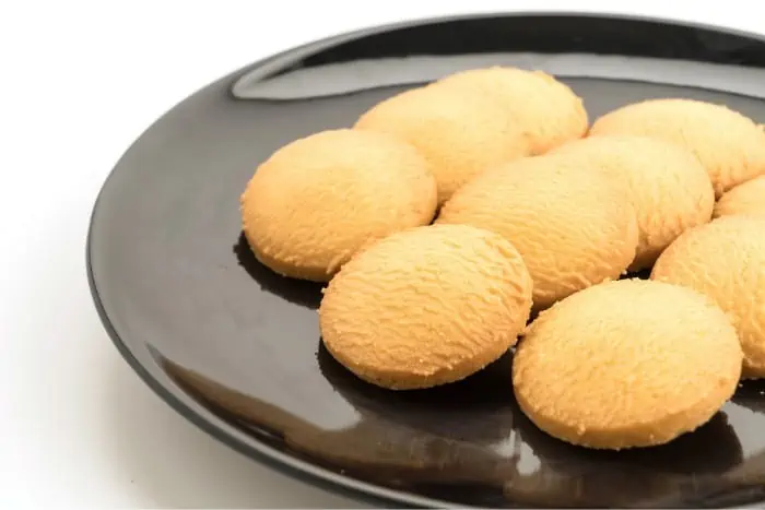 Polvorosas (Colombian Butter and Sugar Cookies)