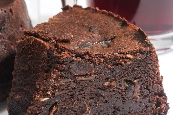 Torta Negra Colombiana (Colombian Black Cake)