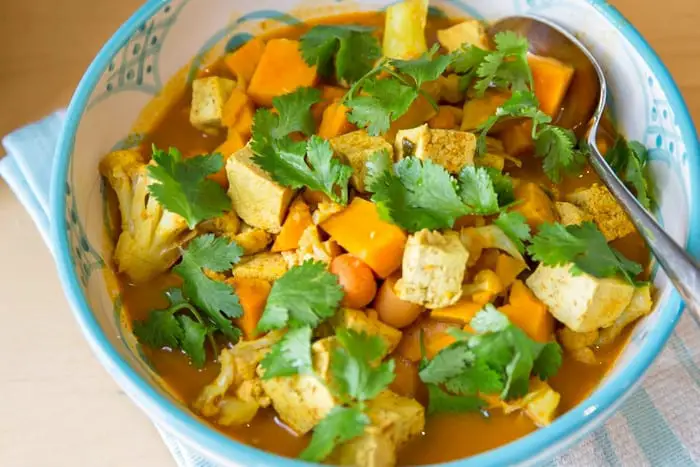 10. Burmese Vegan Coconut Curry - Burmese Cuisine