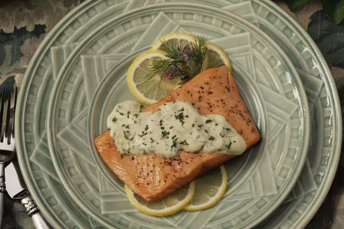 Norwegian Salmon with Dill Sauce - Traditional Norwegian Recipes