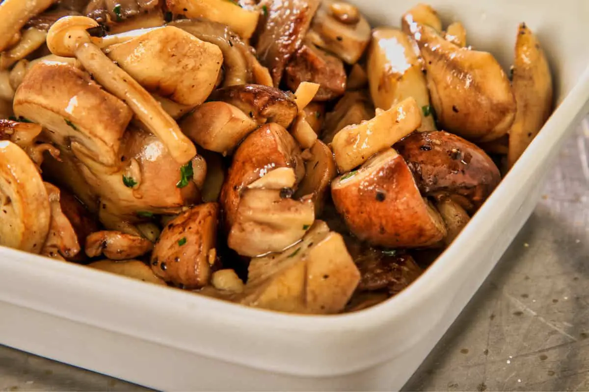 Ingudai Tibs (Ethiopian Sautéed Mushrooms )