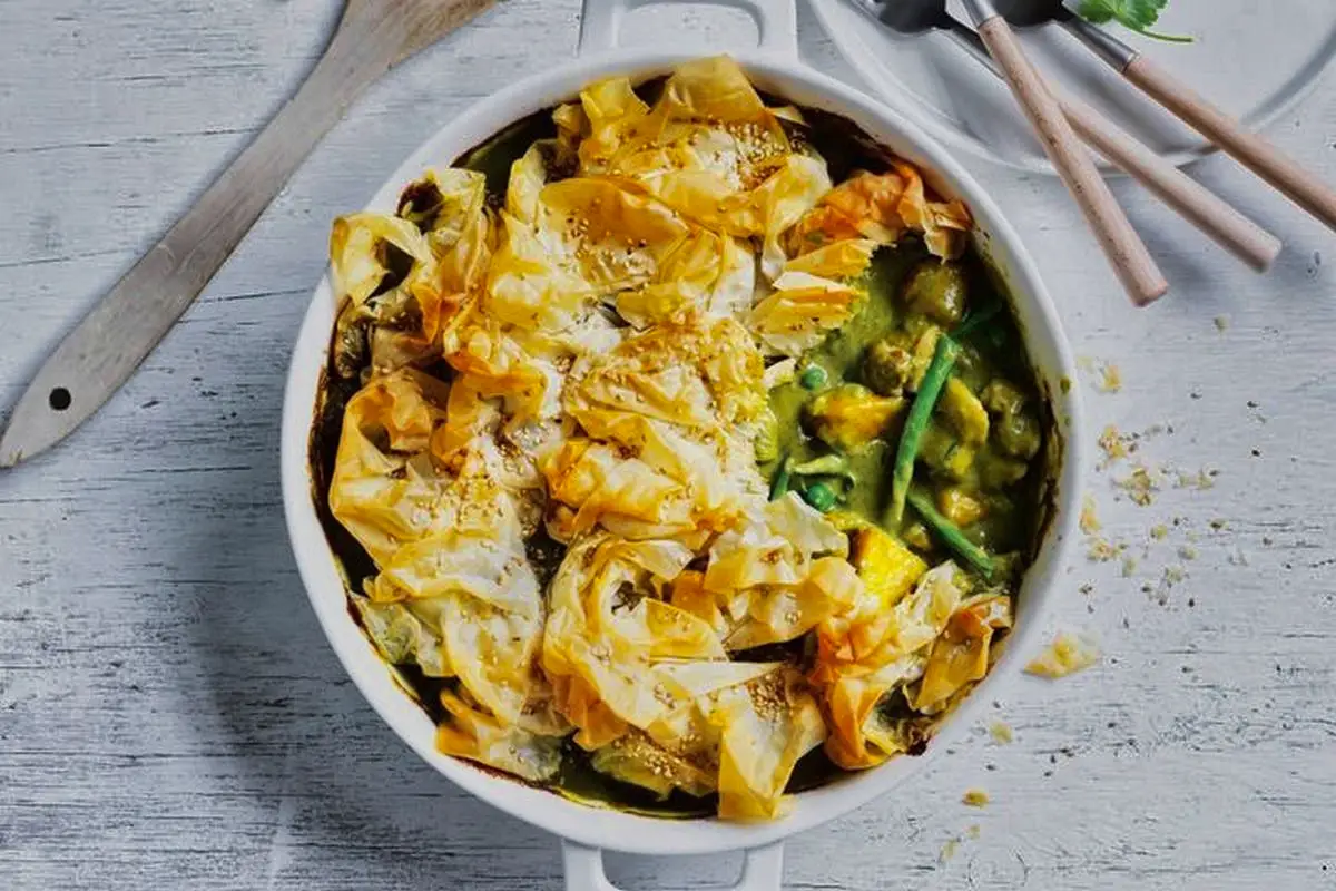 Green Chicken Curry Filo Pie - Australian food recipes
