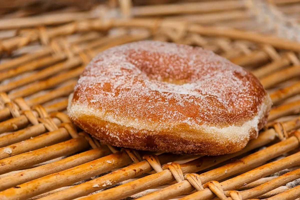 Authentic Lebanese Recipe for Sugared Donuts