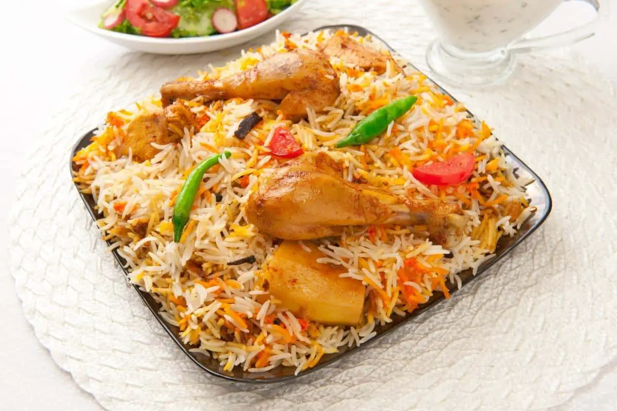 Traditional Pakistani Recipe - Pakistani Chicken Biryani