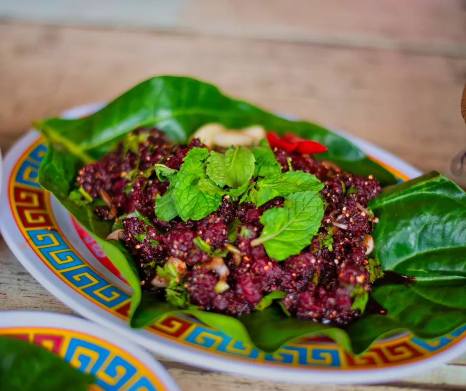 Laab Diip (Raw Beef Salad) - Laotian Food
