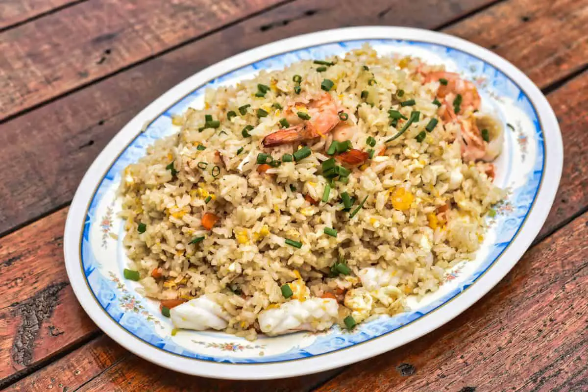 Arroz Marinero (Ecuadorian Seafood Rice) - Traditional Ecuadorian Recipes