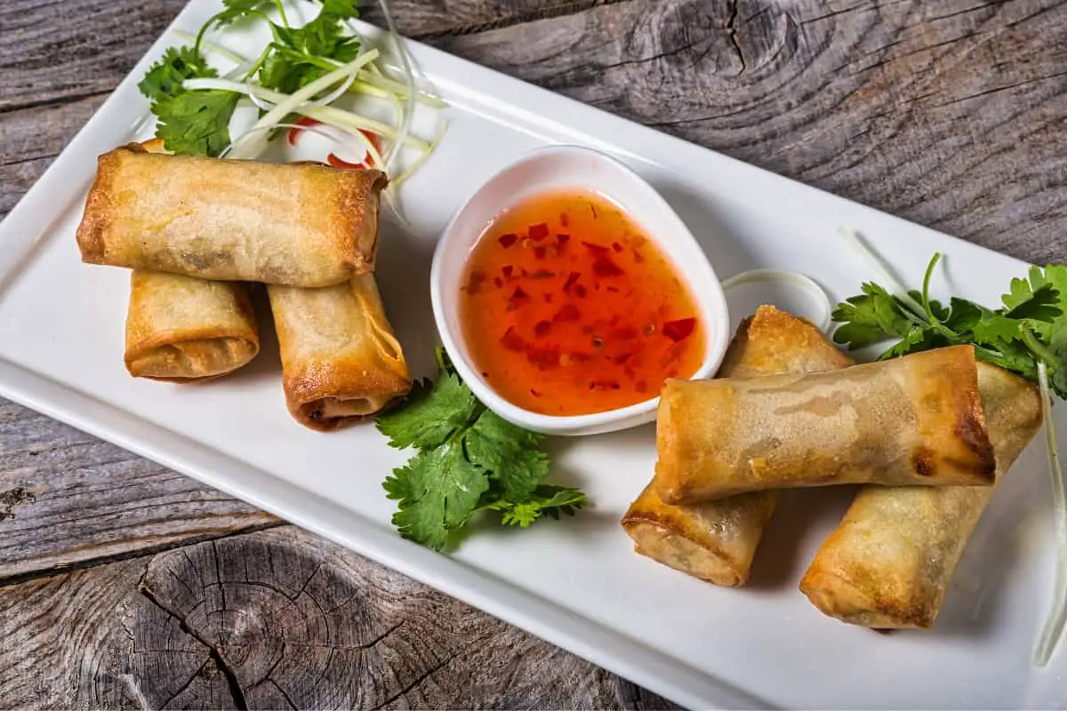 Indonesian Spring Rolls (Lumpia) Indonesian food