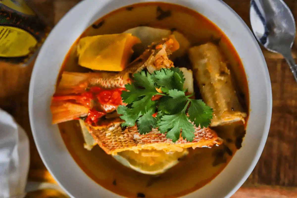 Caldo de Peixe – Fish Stew - Traditional Angola food recipes