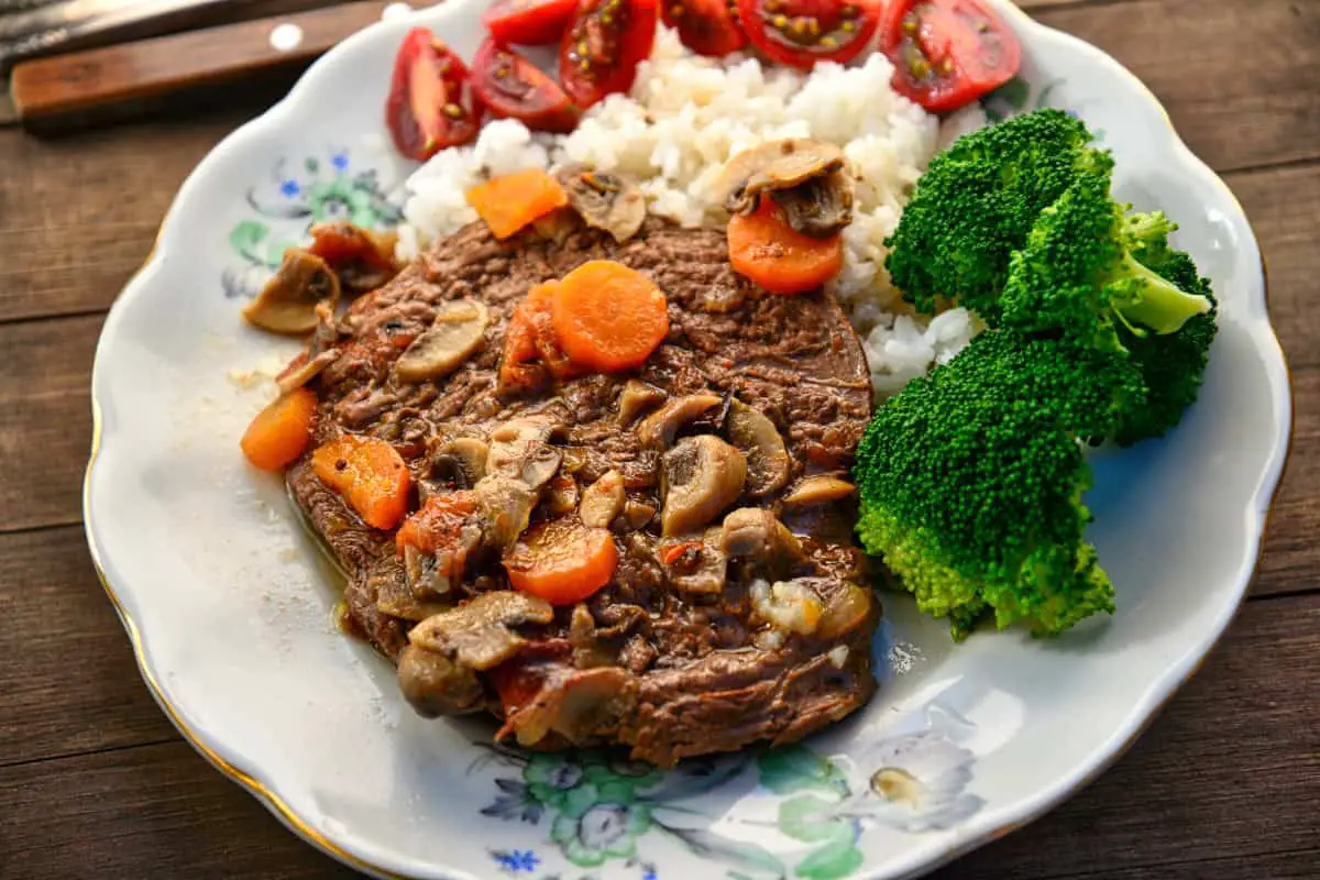 Traditional Switzerland Recipe - Swiss Steak