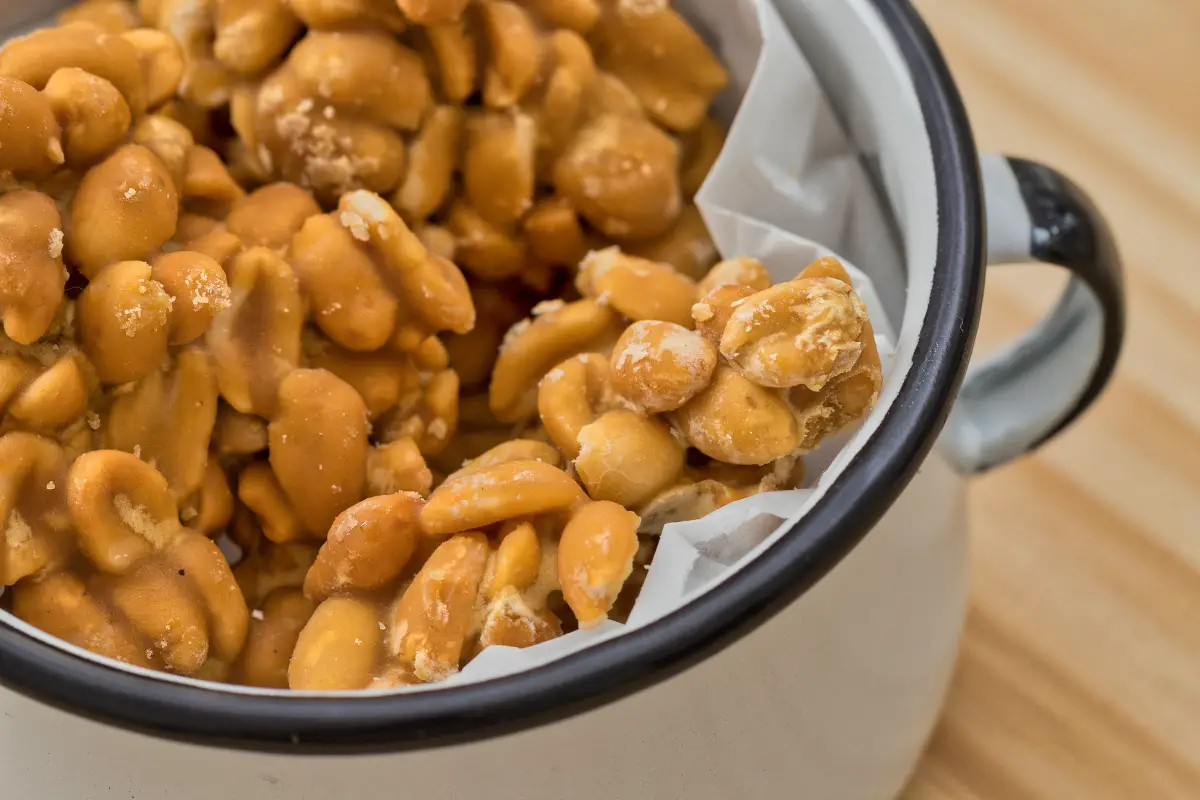 Pé de Moleque – Peanut ad Caramel Candy - Angola Recipes