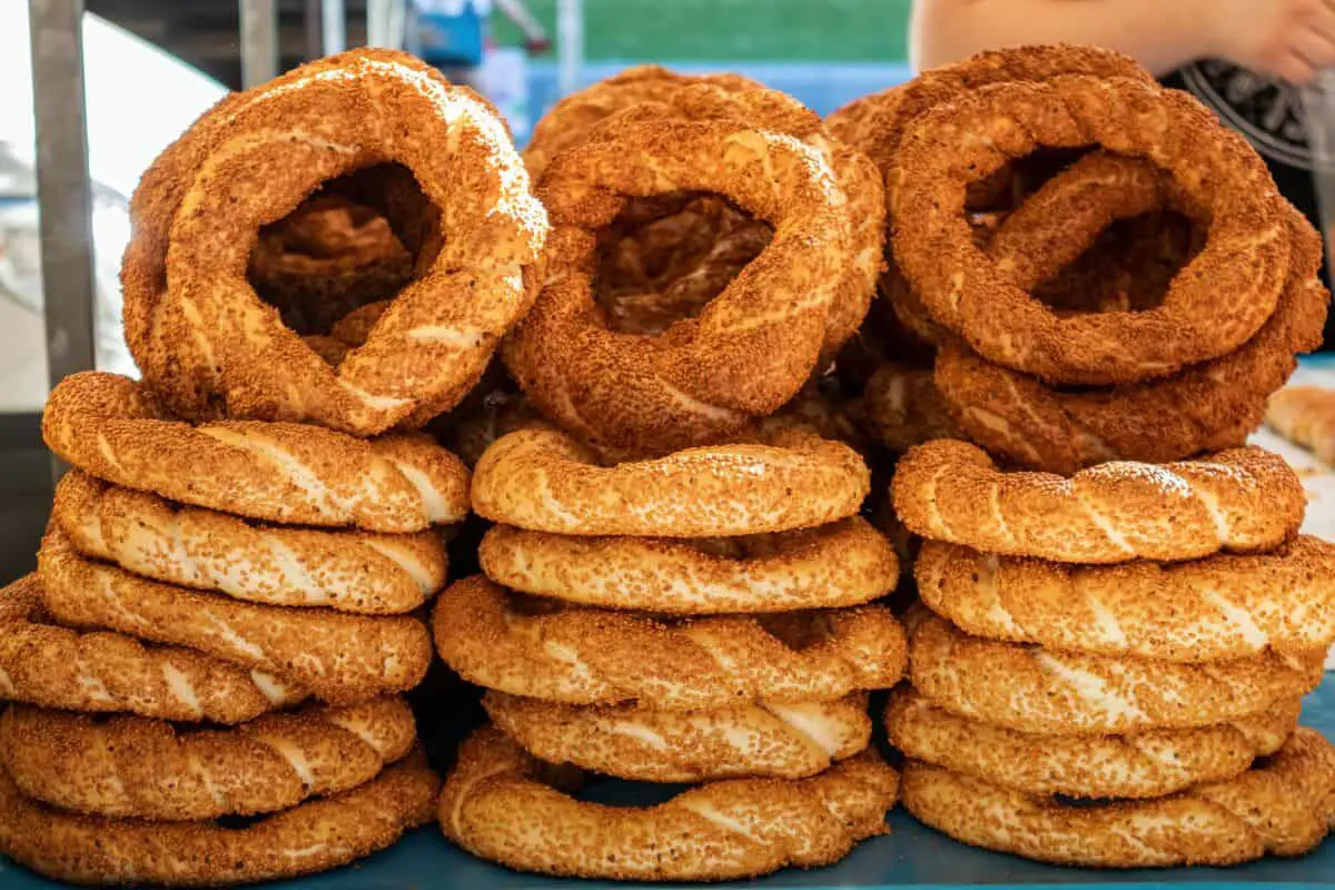 Palestinian Ka’ak (Sesame Bread)