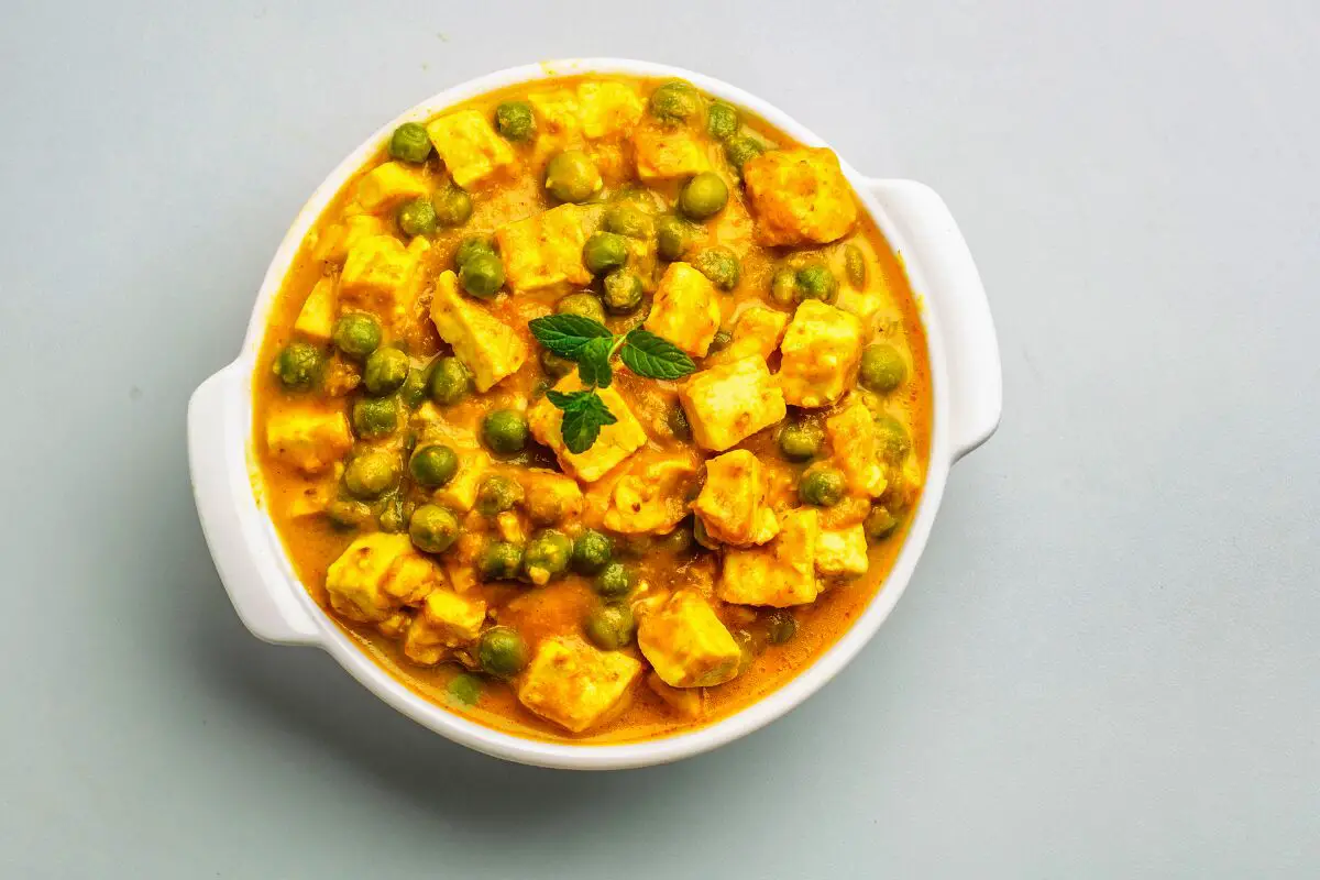 Paneer Matar Curry (Nepali Style) Recipe!
