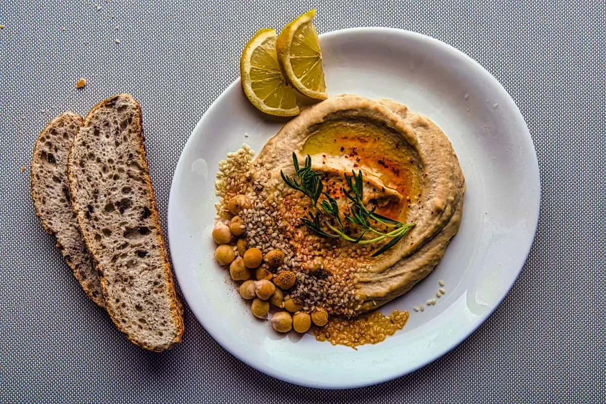 Emerati Hummus Emirati recipe