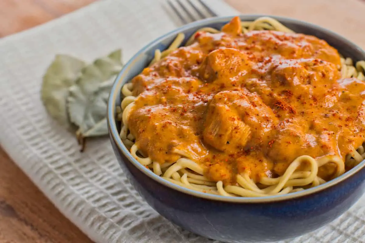 Chicken Paprikash w Sour Cream Sauce