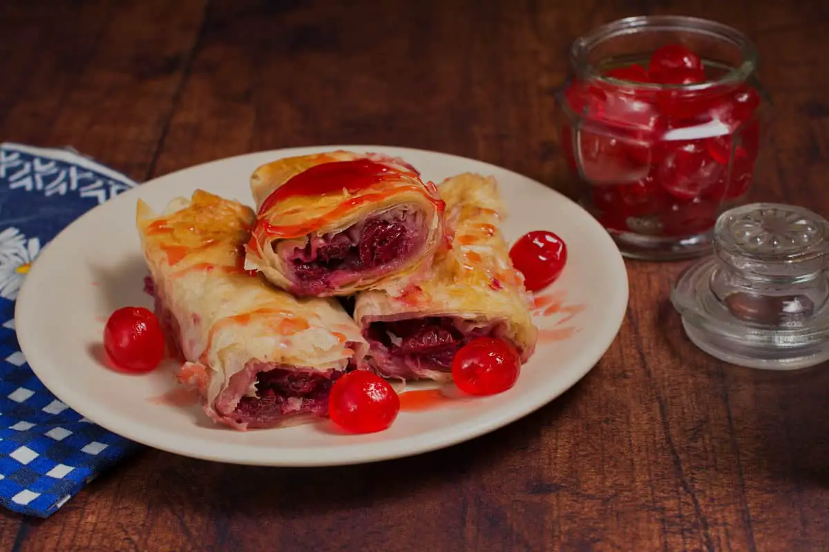 Sour cherry filo pie (pita sa višnjama)