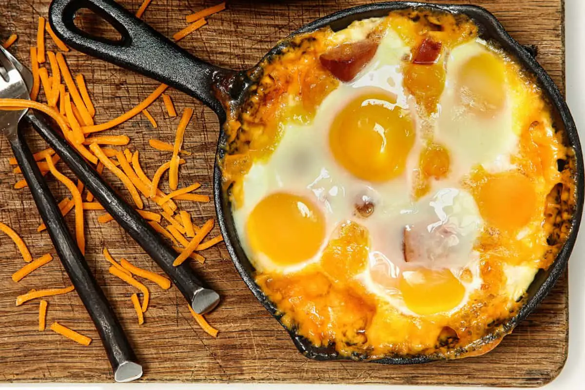 Portuguese recipe - Portuguese Baked Eggs