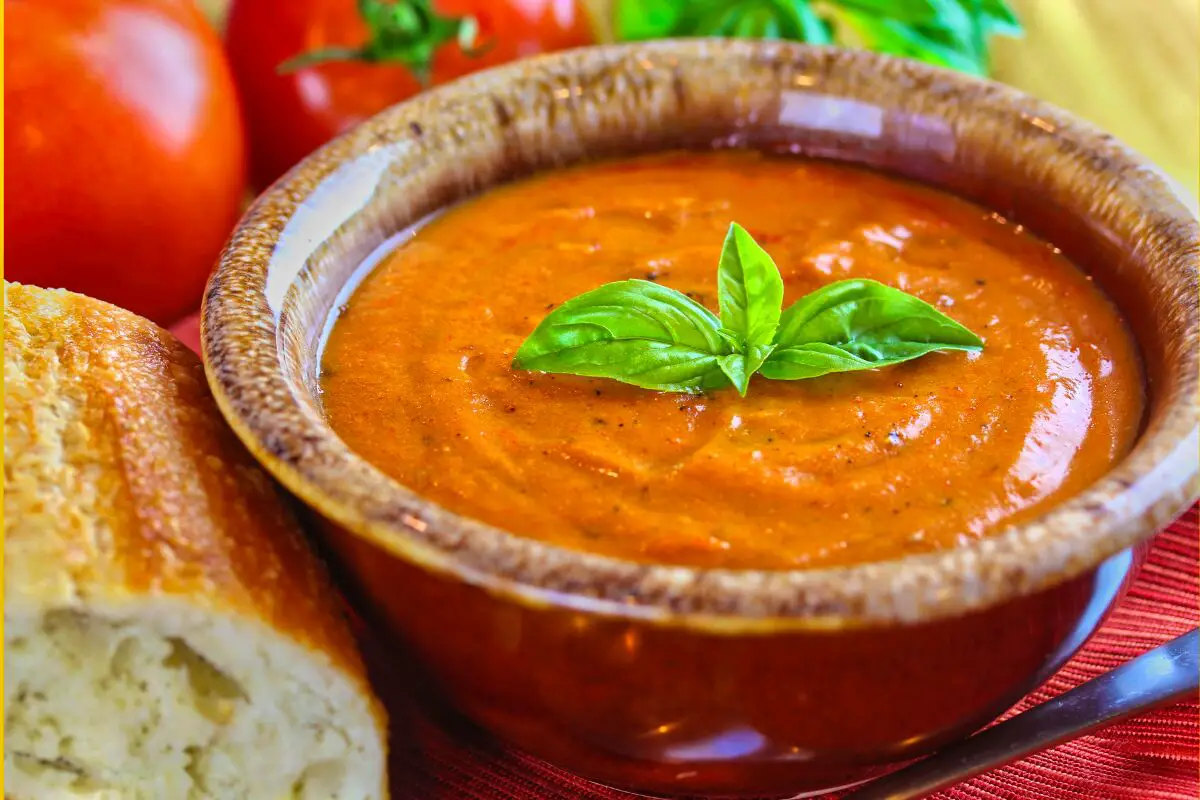 Jordanian Recipe - Jordanian Tomato Rice Soup