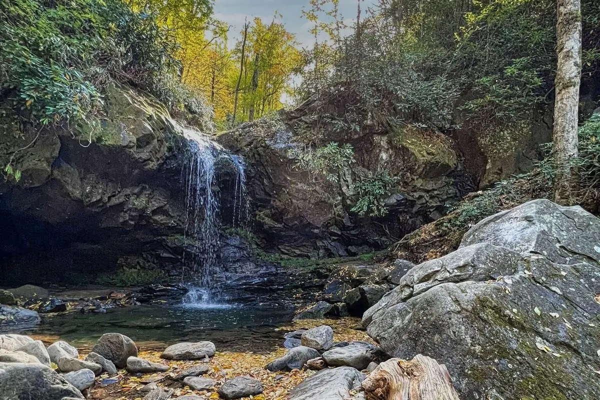 Photos of Great Smoky Mountain National Park - 6. Grotto Falls (1)