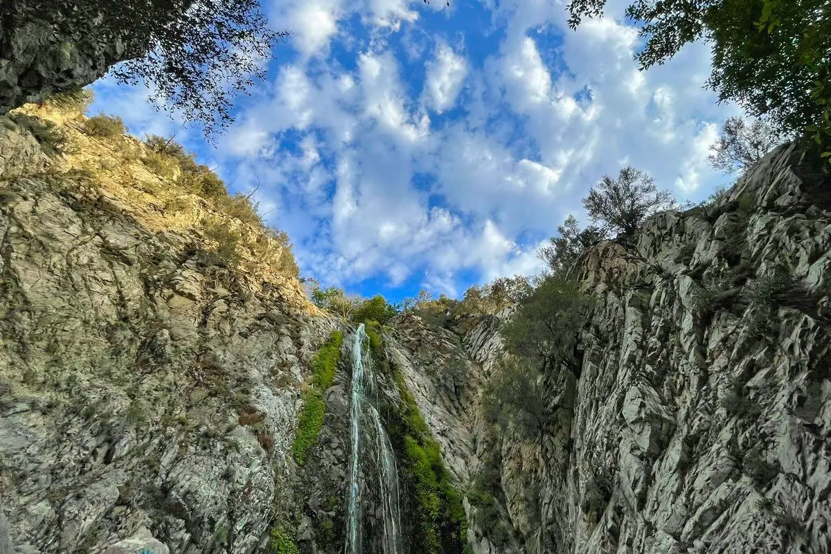 hiking trail bonita falls photos 2