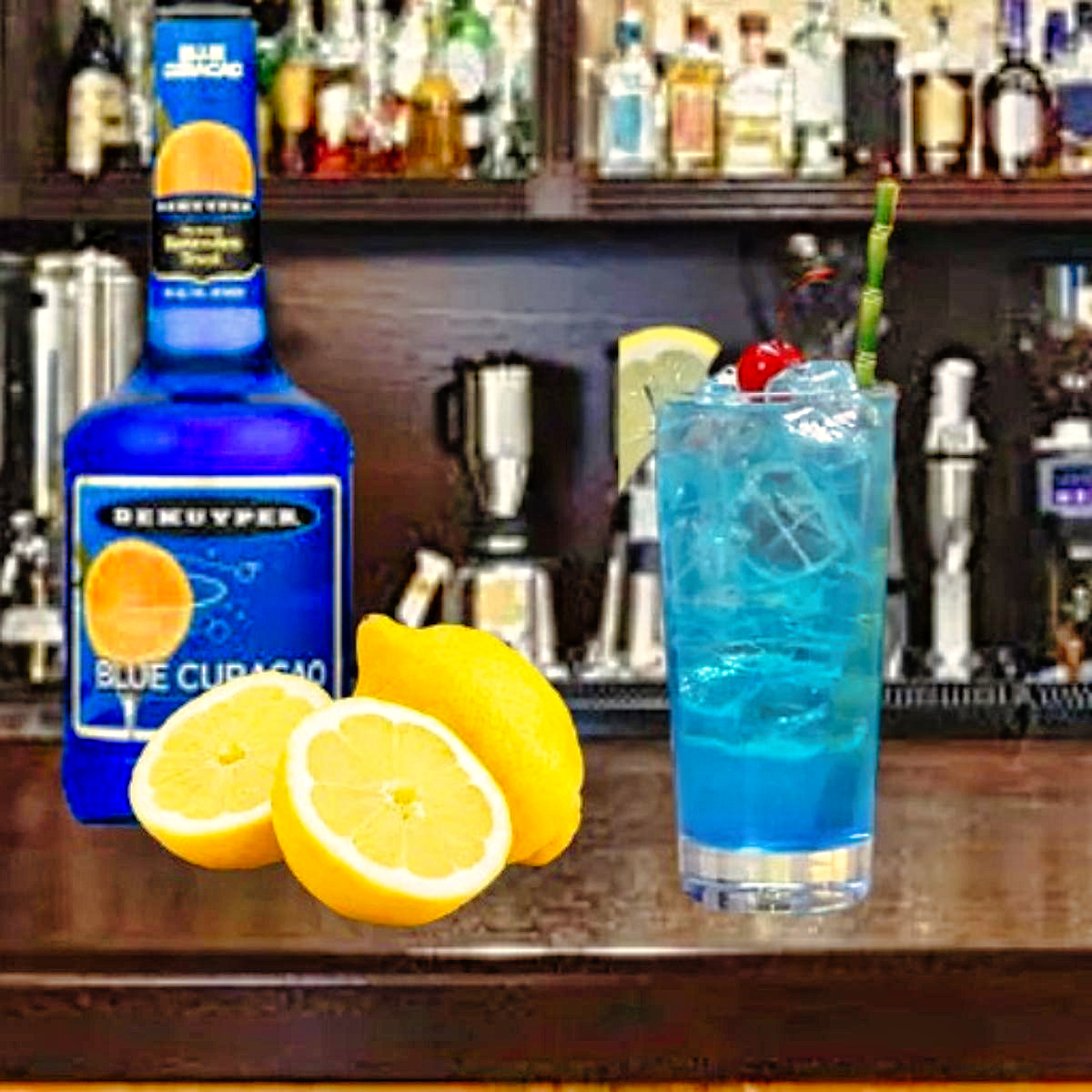 29. Simple Jack Daniel’s Electric Lemonade Party Drink