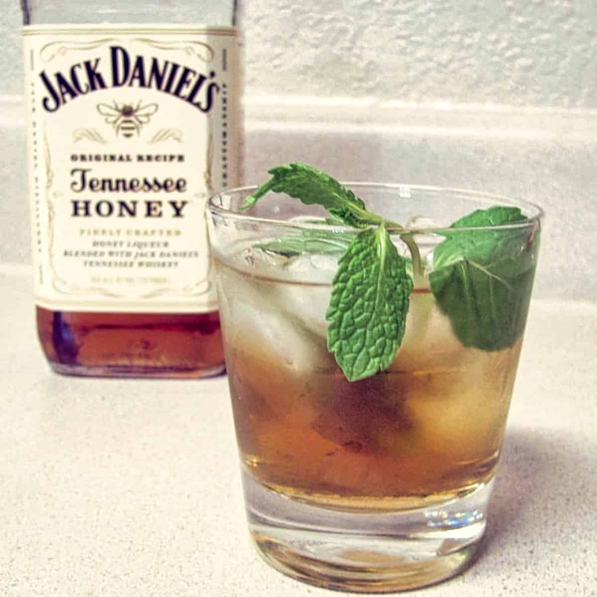 30. Honey Whiskey Mojito