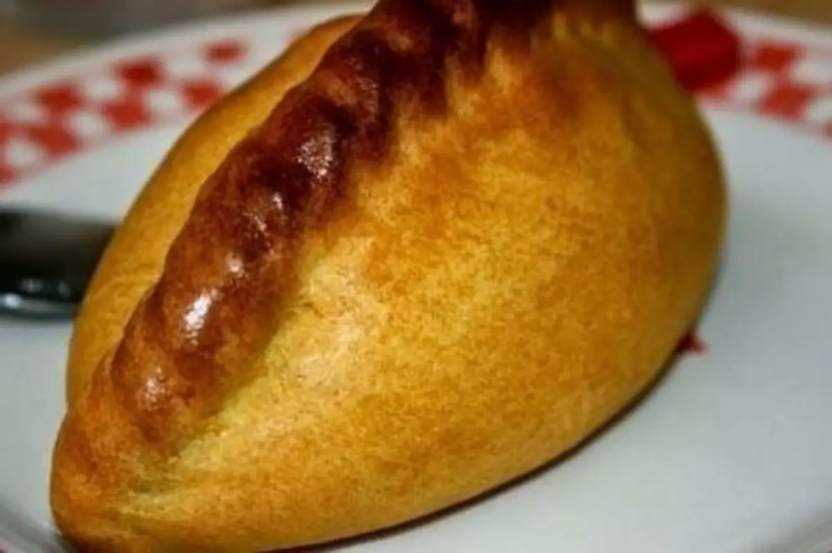 4. Salteña – Bolivian Baked Empanada - Bolvian Food Traditions