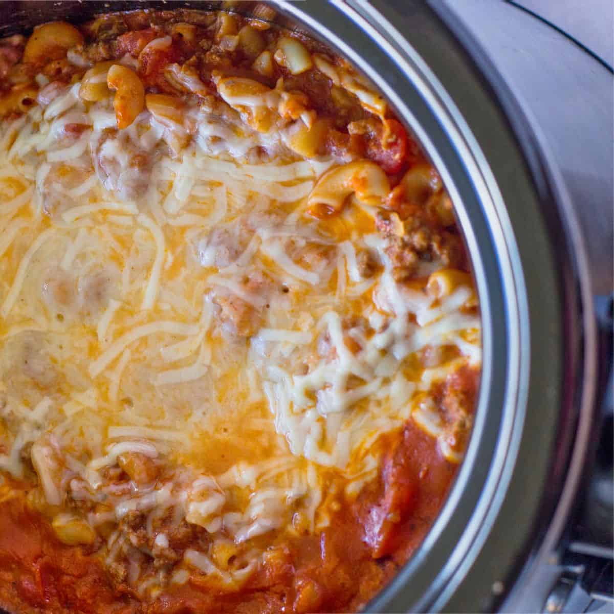 15. Slow Cooker Italian Ground Beef and Cheese Pasta - Italian beef recipes for Crock Pot