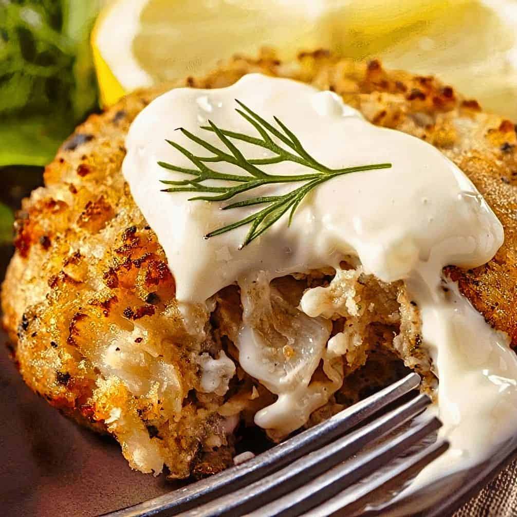 19. Easy Crab Cakes Recipe